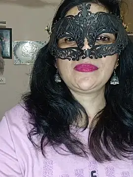 BhabhiPooja69 live cam on StripChat