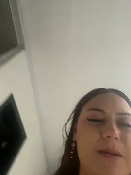 skysaenz live cam on StripChat