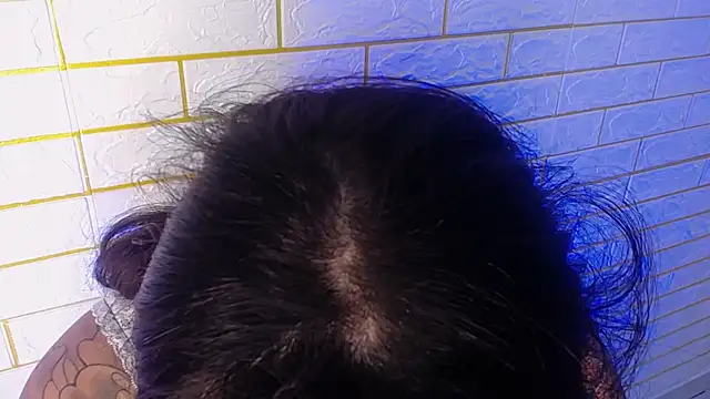 Raven_Blue_ live cam on StripChat