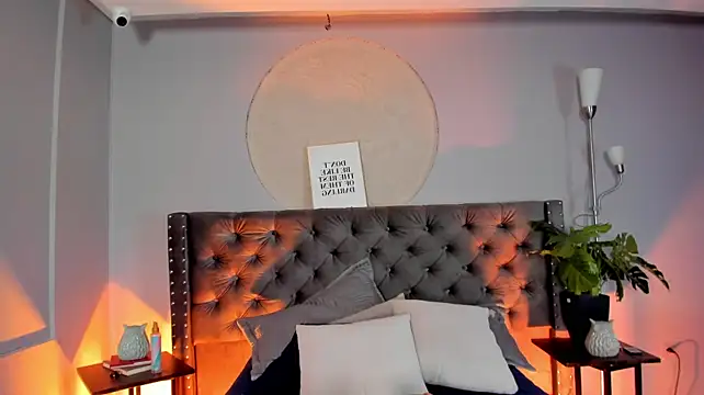 feer_luxx live cam on StripChat