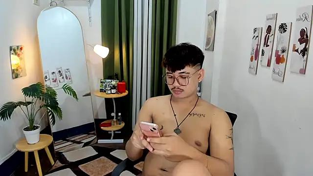 GabinJuicyHugeCock