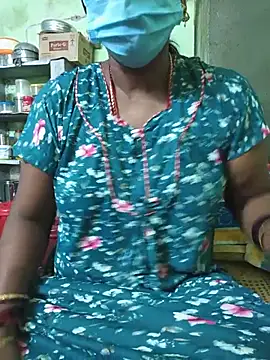 Tamilselviroja- live cam on StripChat