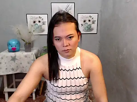 Purple_Slut69xxx live cam on StripChat