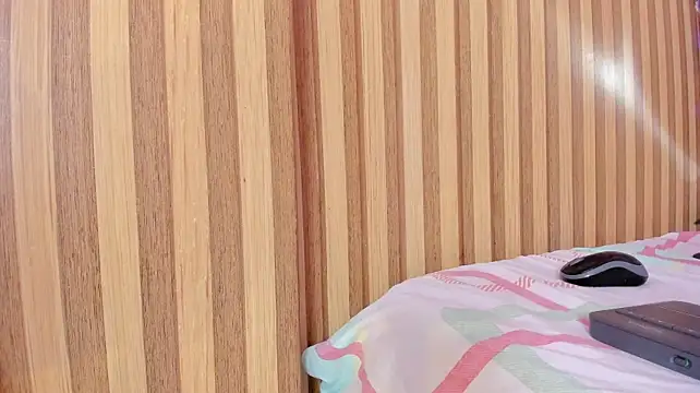 baby_peach__ live cam on StripChat