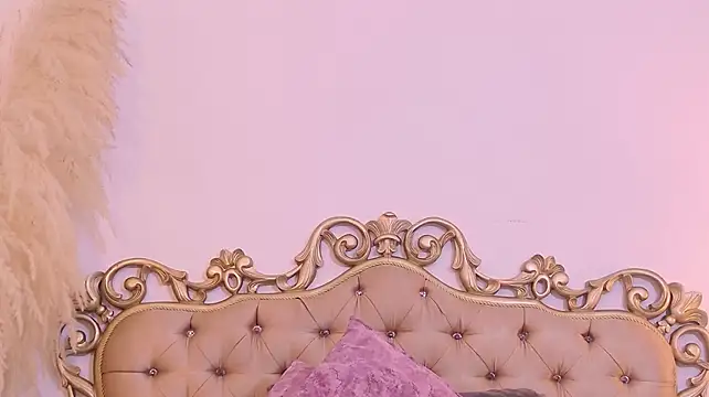 BeccaSwan live cam on StripChat