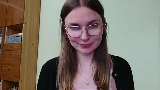 LooveELLYx live cam on StripChat