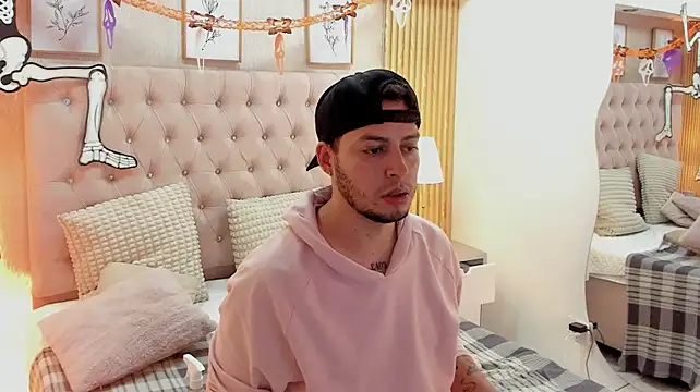 jonath_1 (M young) - my very red buttocks