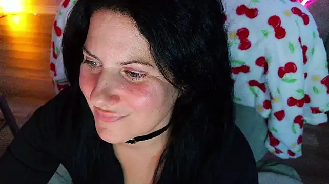 BellaStar84 live cam on StripChat