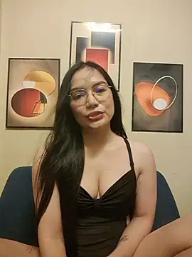 SweetJewel live cam on StripChat