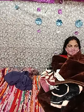 Priyanka_hot88 live cam on StripChat