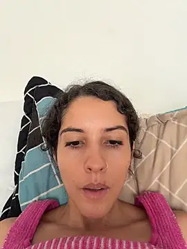 lailypink live cam on StripChat