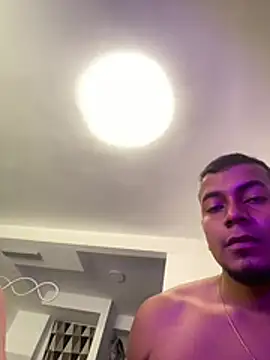 golagolah live cam on StripChat