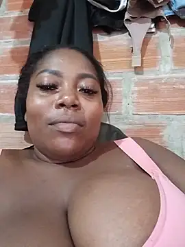 nanis_13 live cam on StripChat