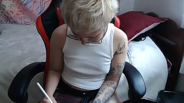 ArrangedFoot live cam on StripChat
