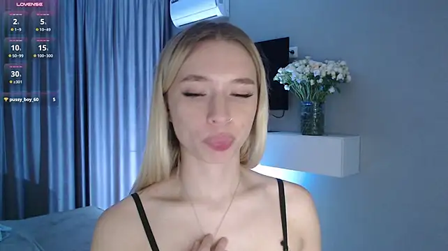 Emily_Hartt