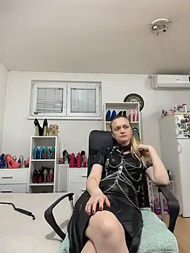 Iris_Pitts_ live cam on StripChat