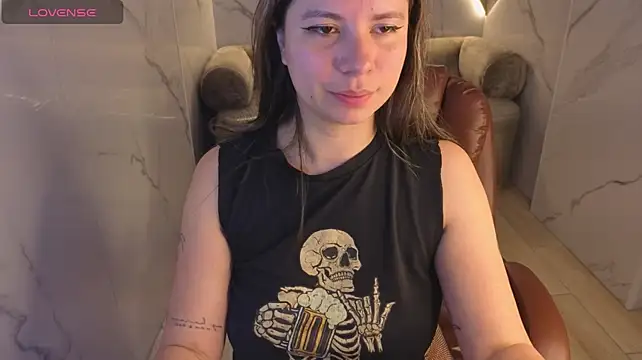 miaa_cn live cam on StripChat