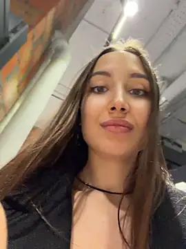 ICrazyOneIRL live cam on StripChat
