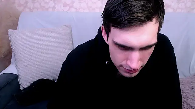 DeanWilde live cam on StripChat