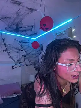 SamathaMay live cam on StripChat