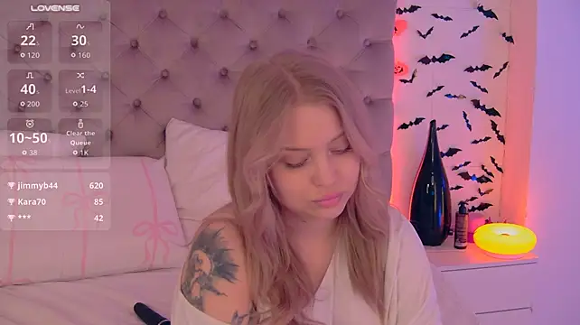 DJDoriss live cam on StripChat