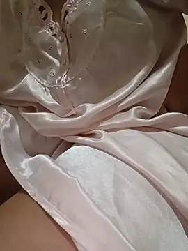 Farah-_nono