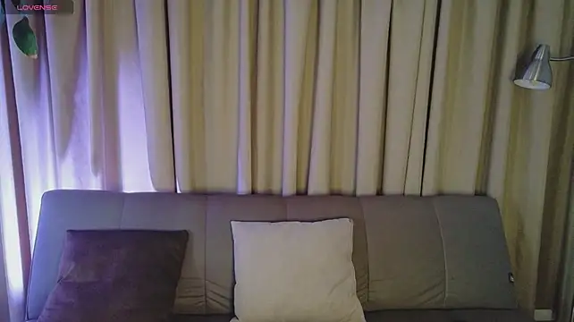 Mila_white1