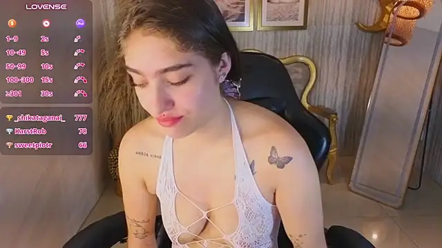 Valeriaa_s live cam on StripChat