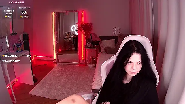 Alissa_Foksy live cam on StripChat