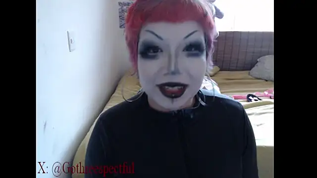 UnholyDoll_ live cam on StripChat