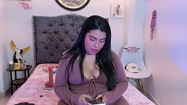 kyana_cream