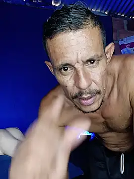 El_junior21 live cam on StripChat