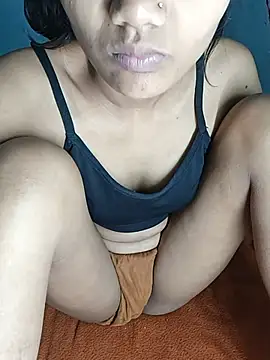 Ex_ppriya live cam on StripChat