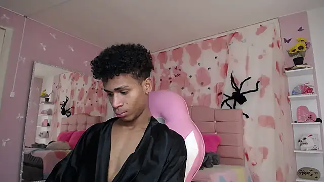 Santy_bigcock_01