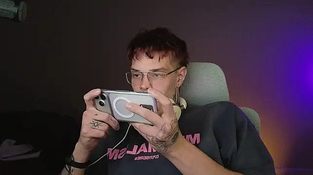 DENIS_HERE