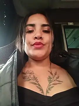 MAYE__13 live cam on StripChat