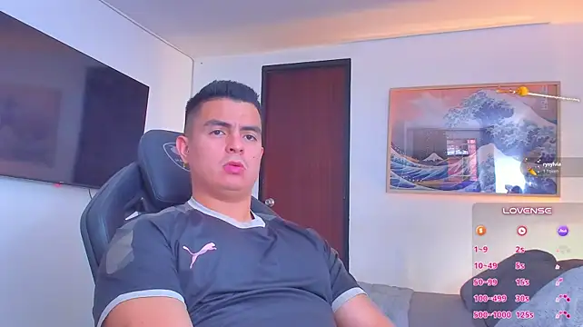 RJBarto live cam on StripChat
