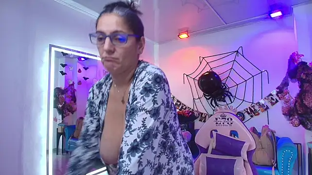 Madame_scarlett
