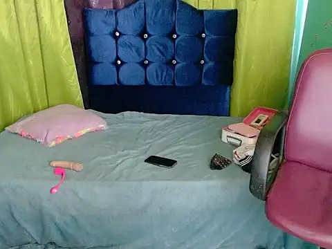 Karlotadiva1