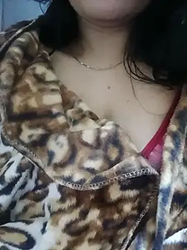 Lusty_trailer webcam