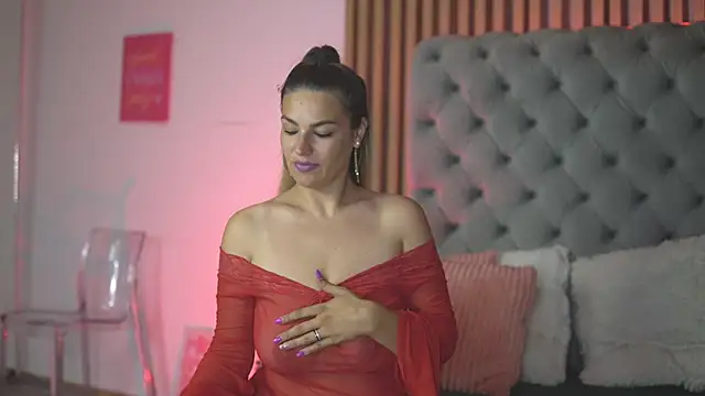 AvaCherry live cam on StripChat