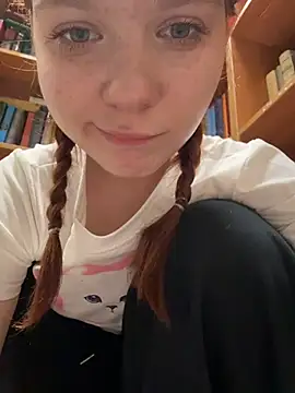 Freaky__Nikki live sex cam