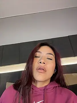 nicolle_pierce