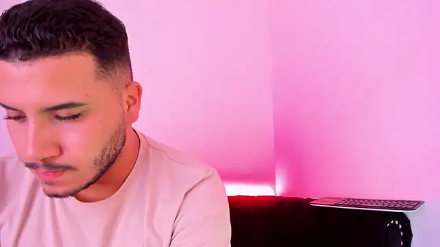 Axel_grey_