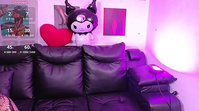 mia_bloom2