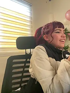 Kira_Fox-