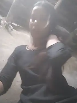 Kaviya_hot