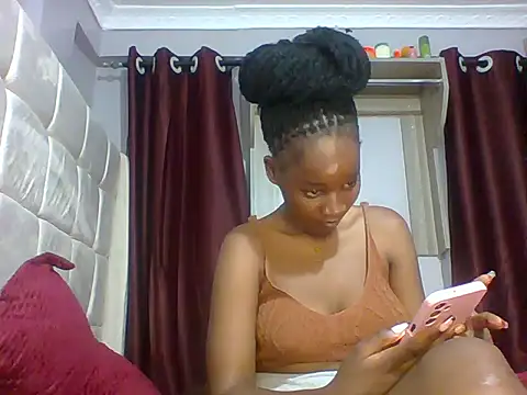 Tempting_Queen4