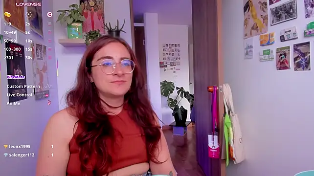 linda_giggle