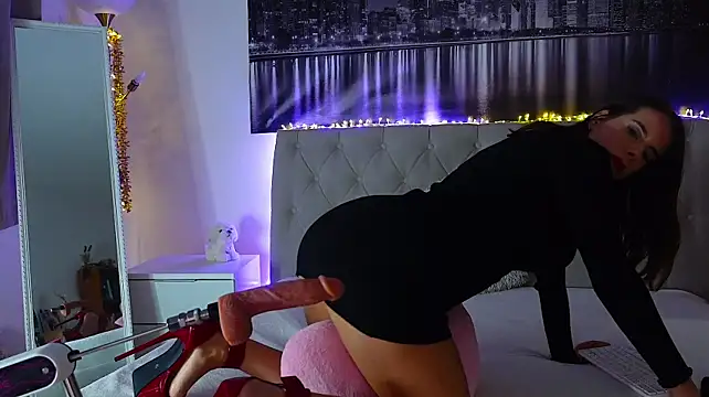 Lora_Chanel